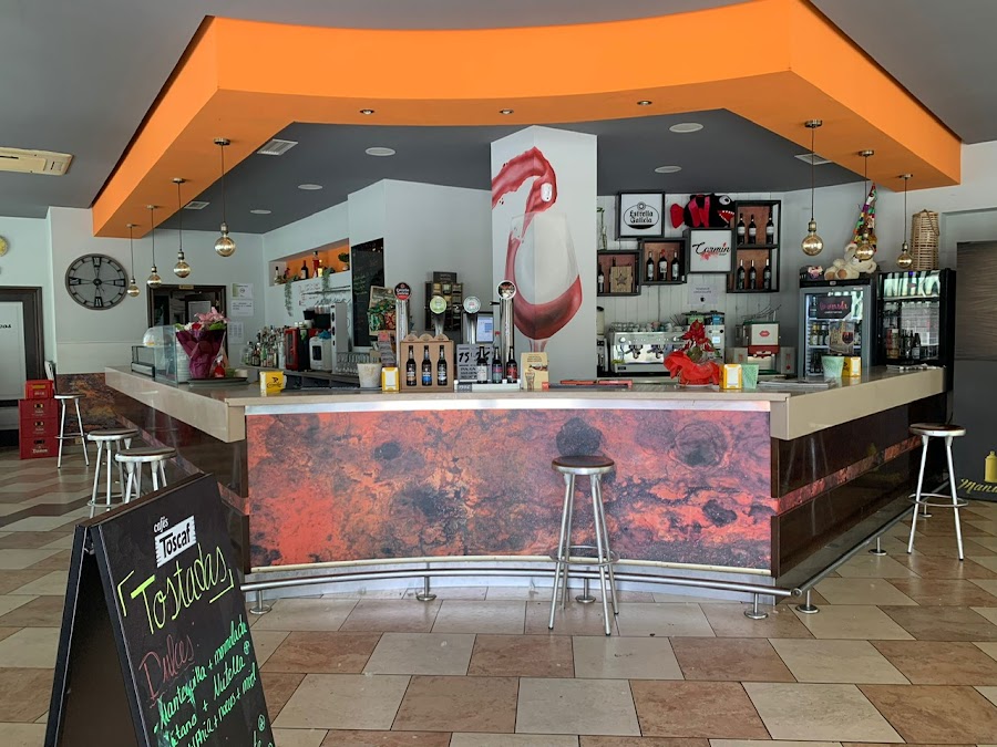 Café Bar Carmín