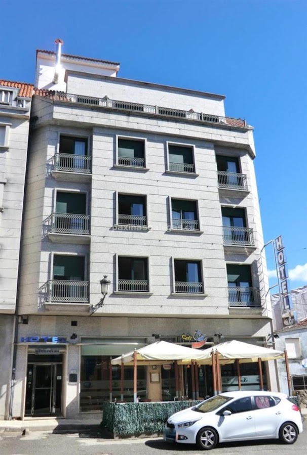 Hotel "O Cruceiro"