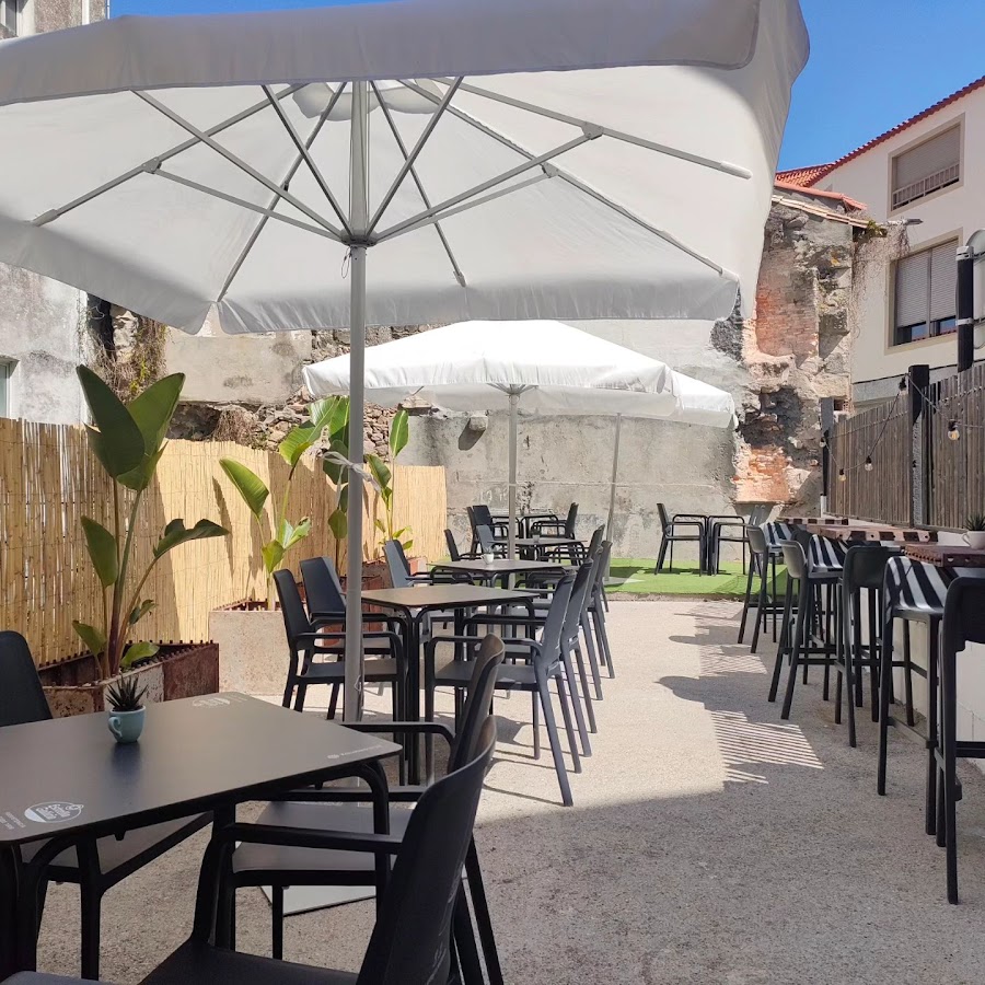 Petiscos e tapas A Guarda