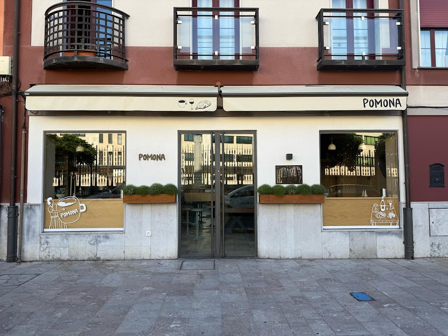 Pomona Bar