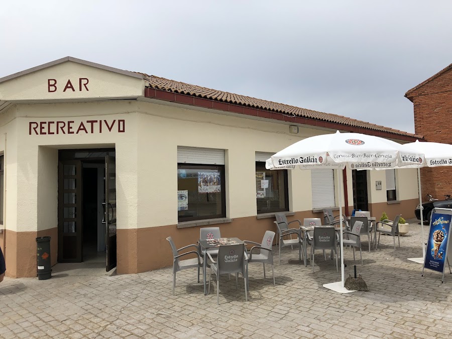 Bar del pueblo