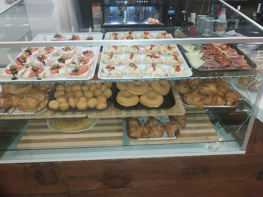 Cafe bar APTC (Desayunos y tapeo)