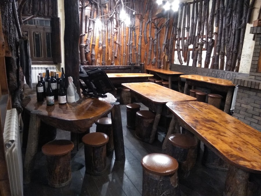 Cafe- Bar 