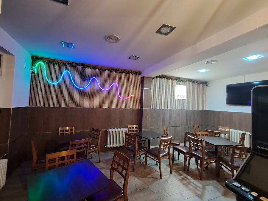 Cafetería restaurante danur