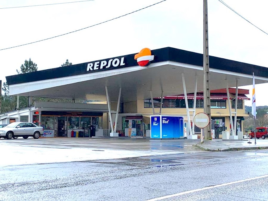 Estación de Servicio Santa Cruz Repsol